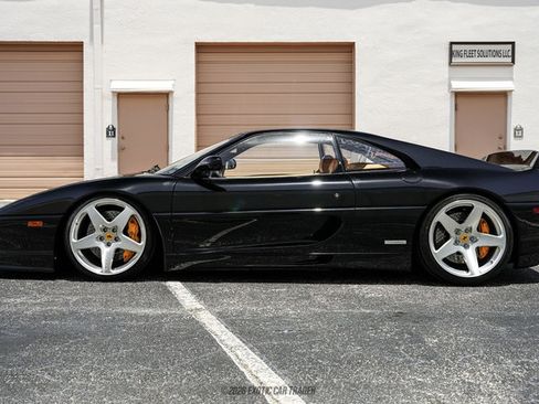 Used 1995 Ferrari F355 Berlinetta RWD image 3