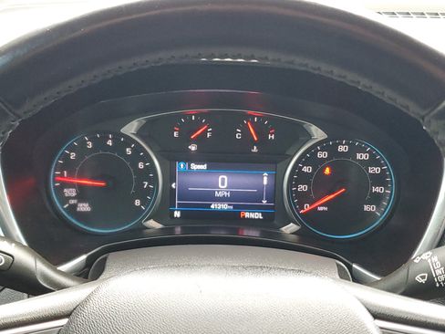 Used 2020 Chevrolet Equinox LT w/ Midnight Edition FWD image 25
