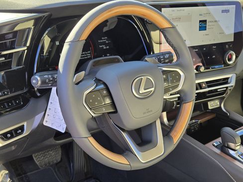 New 2026 Lexus RX 350 FWD image 11