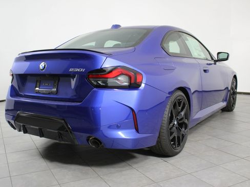New 2026 BMW 230i Coupe w/ Premium Package RWD image 9
