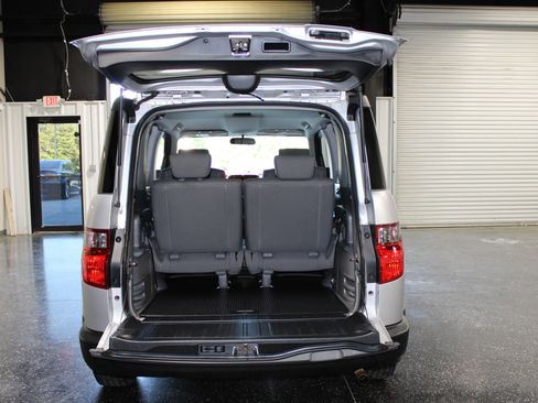 Used 2011 Honda Element LX image 27