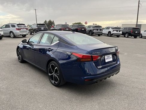 Used 2024 Nissan Altima 2.5 SR image 8