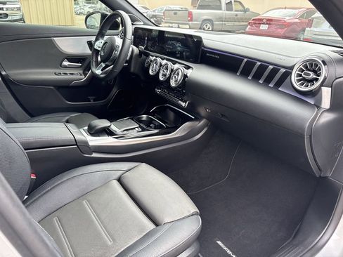 Used 2021 Mercedes-Benz A 35 AMG 4MATIC image 27