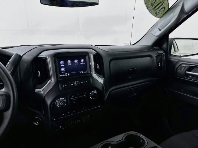 Used 2024 Chevrolet Silverado 1500 Custom w/ LPO, Dark Essentials Package AWD/4WD image 21