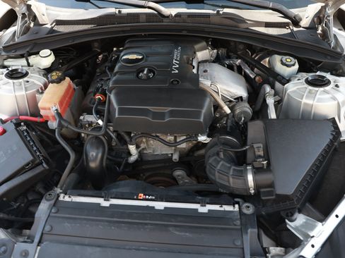 Used 2019 Chevrolet Camaro LT RWD image 53
