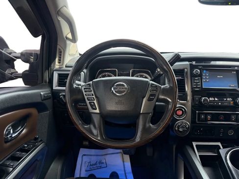 Used 2017 Nissan Titan Platinum Reserve AWD/4WD image 16