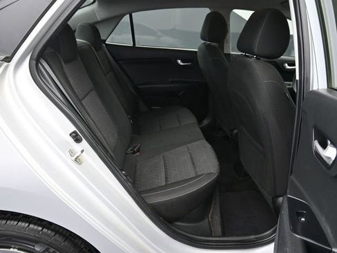 Used 2020 Kia Rio LX image 38