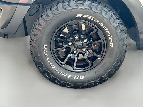 Used 2018 RAM 1500 Rebel w/ Ram 1500 Black Rebel Group AWD/4WD image 30