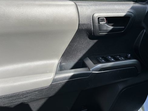 Used 2023 Toyota Tacoma SR5 image 16