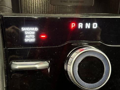 Used 2024 Jeep Grand Cherokee L Limited w/ Luxury Tech Group II image 60