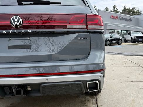 New 2026 Volkswagen Atlas Peak Edition image 14