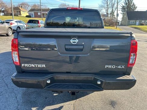 Used 2013 Nissan Frontier PRO-4X image 11