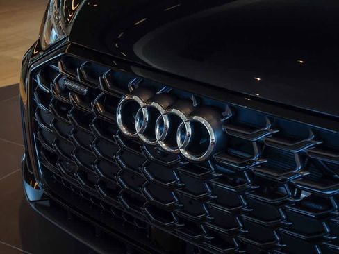 New 2026 Audi A8 L 3.0T AWD/4WD image 9