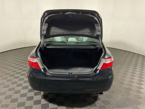 Used 2015 Toyota Camry XLE w/ Moonroof Package image 13