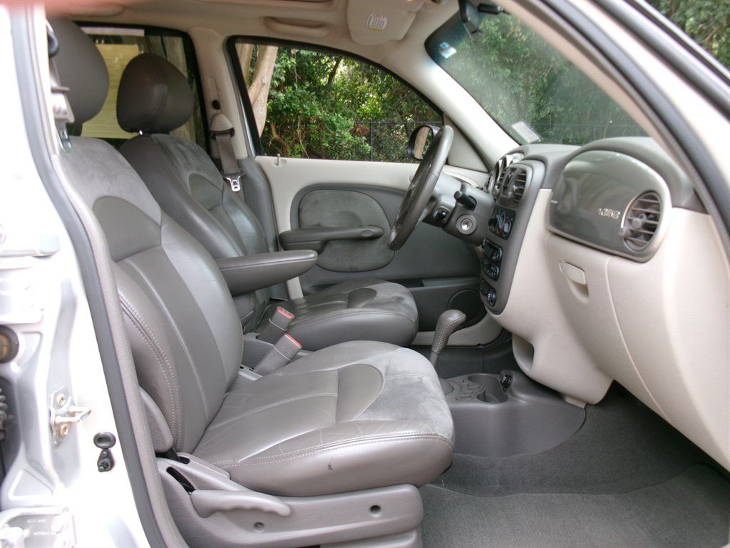 Used 2001 Chrysler PT Cruiser FWD image 17
