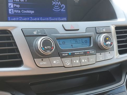 Used 2012 Honda Odyssey EX-L image 25