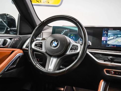 Used 2024 BMW X6 xDrive40i w/ M Sport Professional Package image 15