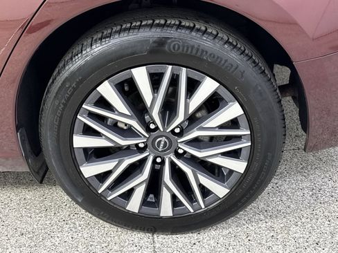 Used 2023 Nissan Altima 2.5 SV image 16