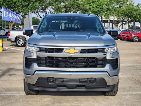 Used 2023 Chevrolet Silverado 1500 LT image 2