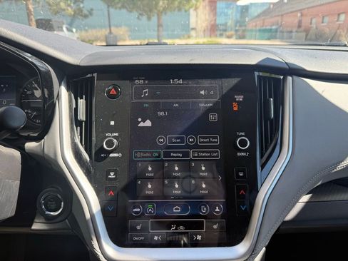 Used 2023 Subaru Outback Premium AWD/4WD image 19