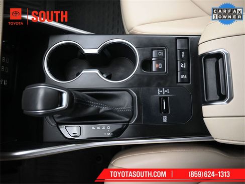 Used 2022 Toyota Highlander XLE image 20