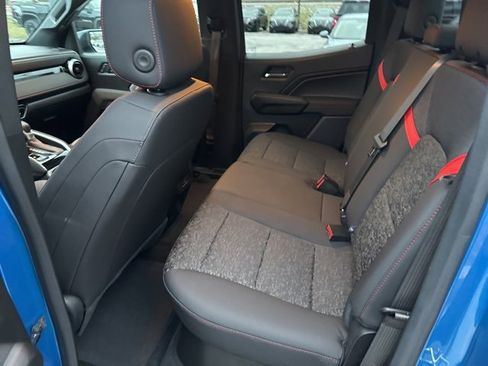 Used 2023 Chevrolet Colorado Z71 w/ Z71 Convenience Package 2 image 47