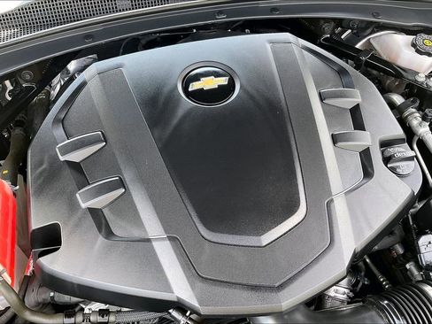 Used 2022 Chevrolet Camaro LT RWD image 29