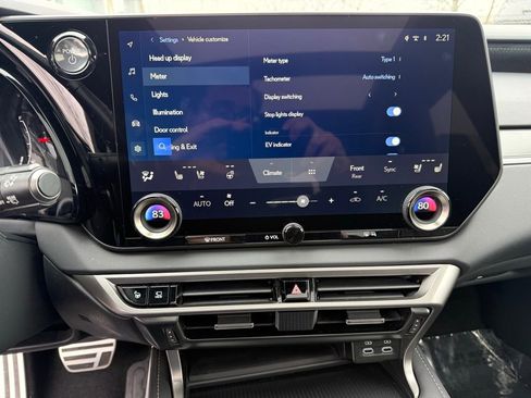 Used 2024 Lexus RX 500h F Sport w/ Convenience Package image 12