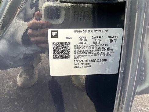 Used 2025 Chevrolet Malibu LT image 32