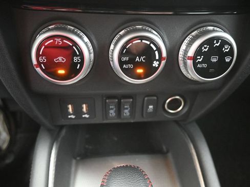 Used 2025 Mitsubishi Outlander Sport AWD image 27