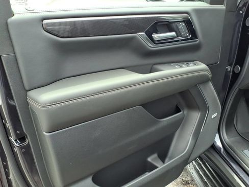 New 2026 GMC Yukon Elevation w/ Elevation Premium Package AWD/4WD image 10
