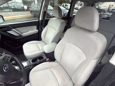 Used 2015 Subaru Forester 2.5i Premium w/ All-Weather Package AWD/4WD image 16