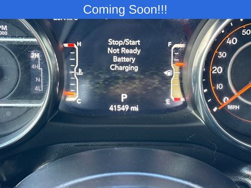 Used 2022 Jeep Gladiator Sport AWD/4WD image 28