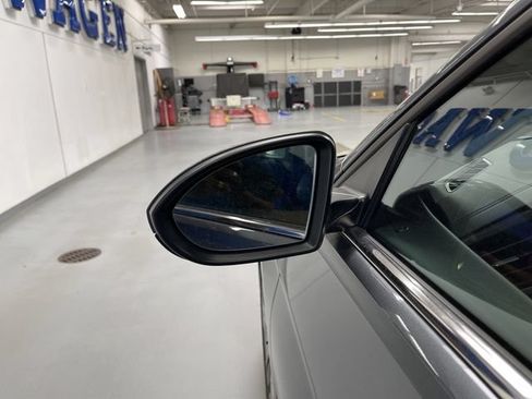 Certified 2023 Volkswagen Jetta SE FWD image 13