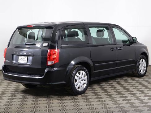 Used 2016 Dodge Grand Caravan American Value Package image 5