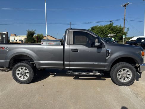 Used 2022 Ford F350 XLT w/ XLT Value Package AWD/4WD image 2