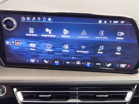 Certified 2024 Chevrolet Traverse LT image 18