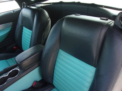 Used 2002 Ford Thunderbird RWD image 22