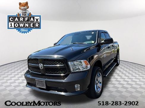 Used 2017 RAM 1500 Express AWD/4WD image 1