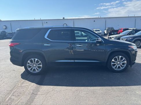 Used 2021 Chevrolet Traverse Premier w/ LPO, Floor Liner Package image 5