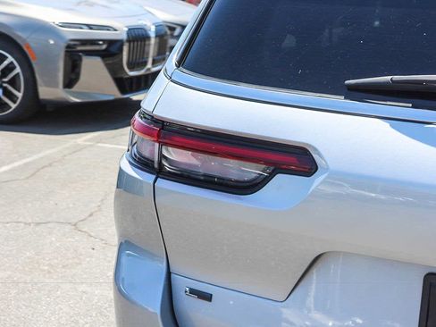 Used 2022 Jeep Grand Cherokee L Limited RWD image 7