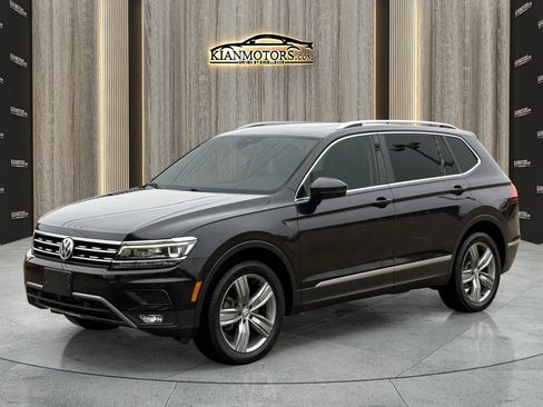 Used 2019 Volkswagen Tiguan SEL Premium image 3
