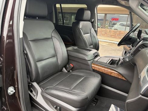 Used 2020 Chevrolet Suburban Premier w/ Max Trailering Package image 44