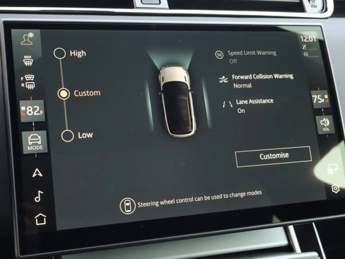 Used 2025 Land Rover Range Rover Evoque S image 21