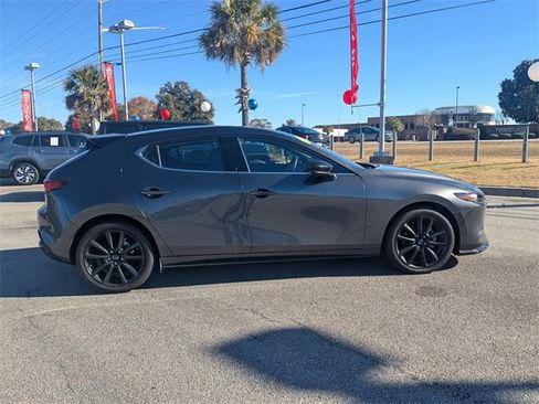 Used 2025 MAZDA MAZDA3 Hatchback w/Premium Plus Pkg image 2