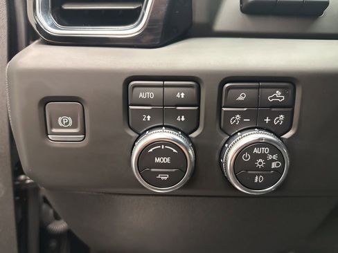 Used 2023 GMC Sierra 1500 Denali w/ Denali Reserve Package image 25