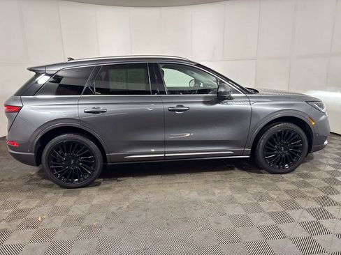 Certified 2022 Lincoln Corsair Reserve w/ Equipment Group 201A image 9