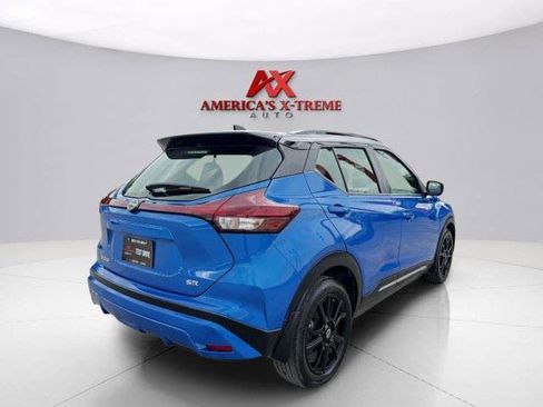 Used 2023 Nissan Kicks SR FWD image 6
