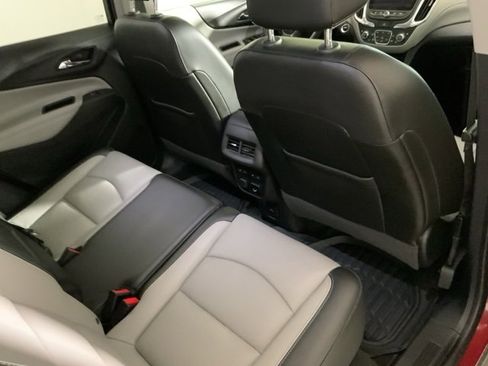 Used 2018 Chevrolet Equinox Premier image 38