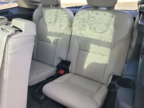 New 2026 Volvo XC90 T8 Ultra w/ Protection Package Premier AWD/4WD image 34